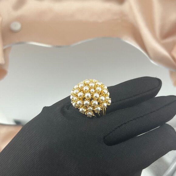Golden Blossom Pearl Cluster Ring - Picture 4 of 10